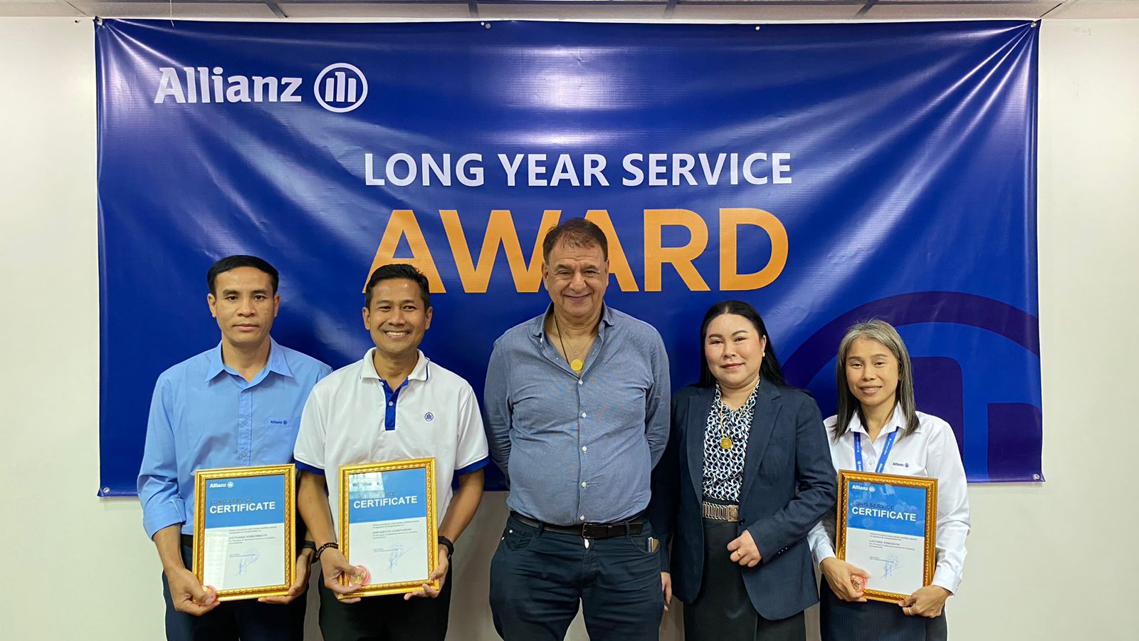 Long-Term Service Award at Allianz Laos